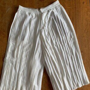 Vince Ivory Pleated Culotte Pants Wide Leg Size 10